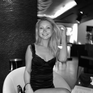 Meet your Posher, Charlotte